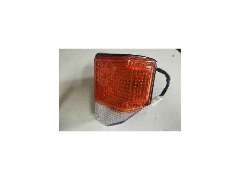 Toyota Land Cruiser BJ73 - Farolim frente esquerdo 