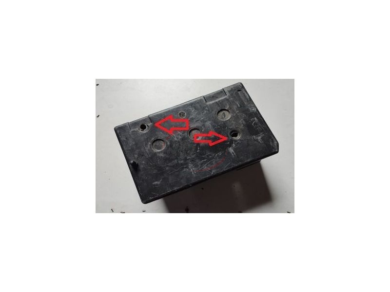 Citroen Xsara / Peugeot 306 - Caixa de bateria