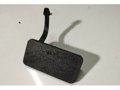 Renault Clio II - Capa de cobertura do gancho reboque tras (Base)