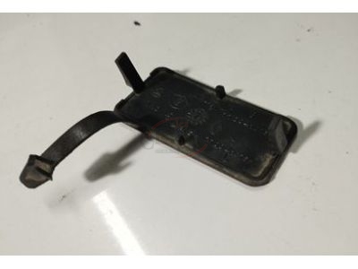 Renault Clio II - Capa de cobertura do gancho reboque tras (Base)