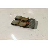 Toyota Corolla II KE20 - Mola de fixação metálica da entrada ar