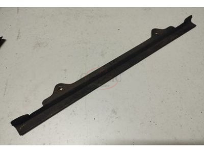 Toyota Corolla II KE20 - Suporte de fixação da caixa porta luvas