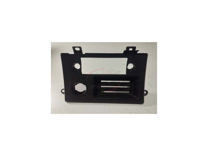 Toyota Corolla II KE20 - Guarnição de tablier para comandos