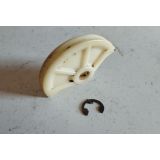 Toyota Corolla II KE20 - Guia da passagem do cabo acelerador (Meia lua)