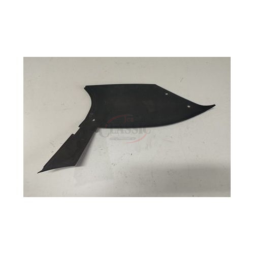 Toyota Corolla II KE20 - Guarnição interior da ilharga traseira direita (4 Portas)