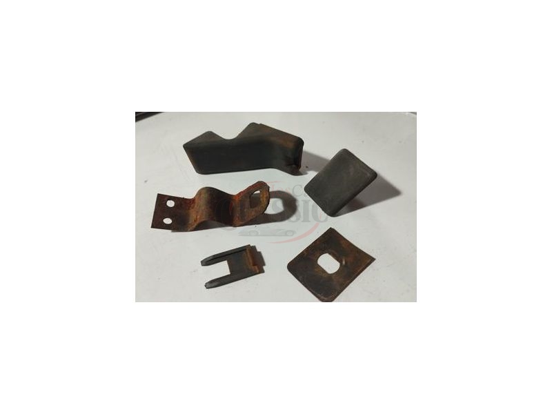 Renault Super 5 GT Turbo - Jogo (5) pontos de fixação do vidro lateral (móvel)