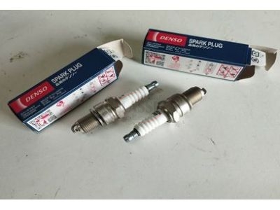 Sado 550 - Jogo (2) velas ignição (DENSO)