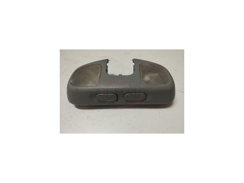 Nissan D22 - Plafonnier