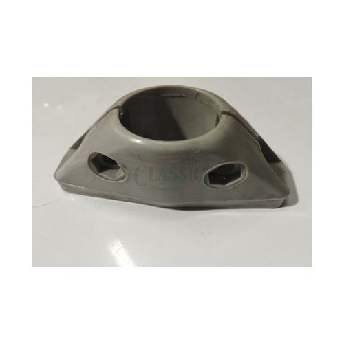 Toyota Hiace - Suporte de fixação da grade divisória