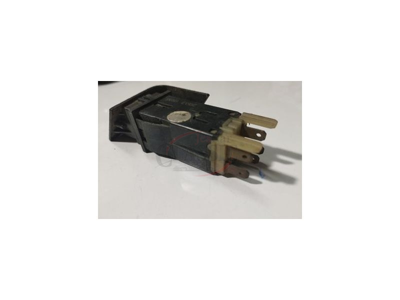 Citroen BX - Interruptor de desembaciador (Preto) (TRW)