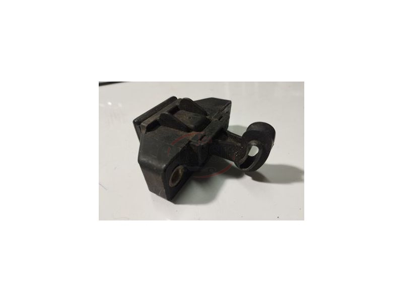 Renault Clio I - Mecanismo de fecho da tampa mala