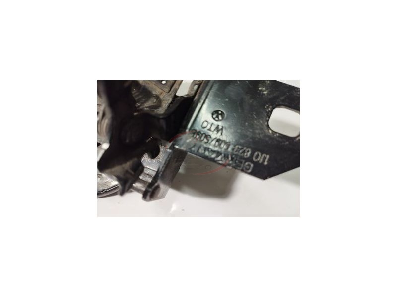 VW Bora / VW Golf IV - Mecanismo de fecho capot