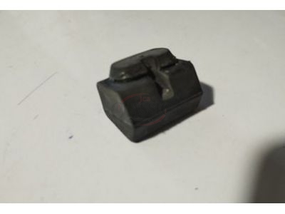 Seat Ibiza II 6K2 - Batente de borracha tampa mala (inferior)