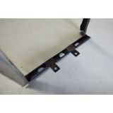 Mercedes-Benz W110 - Aro do vidro ventilador da porta frente direita