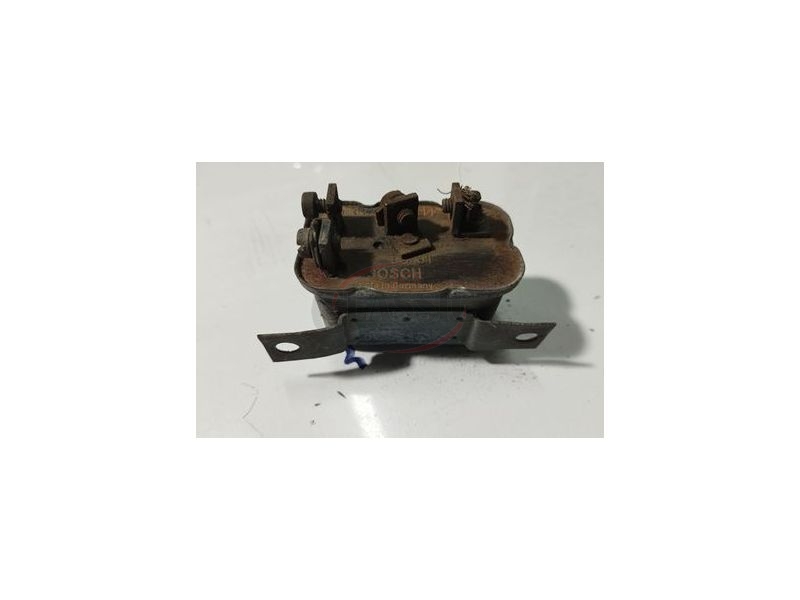 Mercedes-Benz / VW Carocha - Relé (BOSCH)