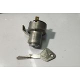 VW Carocha 58-67 / VW Karmann Ghia 61-66 - Interruptor de ignição e arranque (AKS - VW)