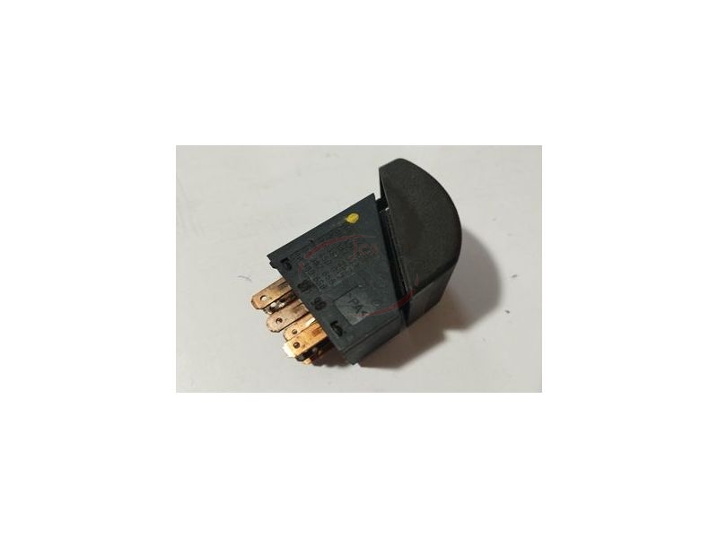 Opel Astra F - Interruptor de emergência (4 Piscas)