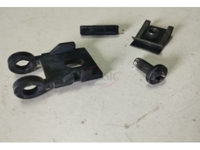 Ford Escort MkIII / Ford Orion MkI - Dobradiça da tampa de porta luvas