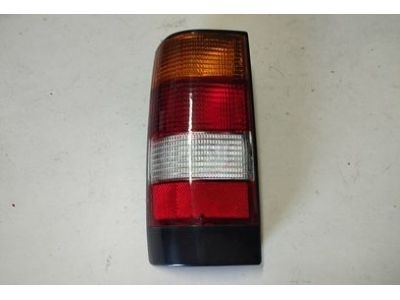 Opel Kadett D Caravan - Farolim traseiro esquerdo