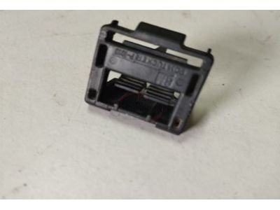 Opel Corsa B - Mola de fixação do friso tejadilho