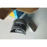 Opel Kadett C / Opel 1204 - Jogo (4) Pistons de motor com segmentos (Ø79.50)