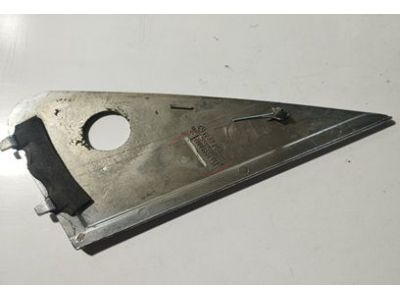 Mercedes-Benz W123 - Acabamento de espelho retrovisor exterior esquerdo