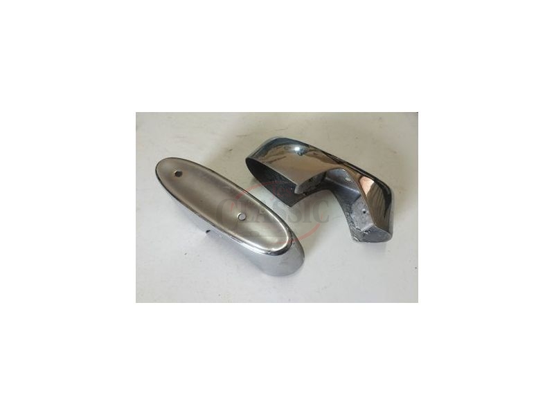 Ford Taunus 17M P5 / Ford Taunus 20M P5 - Jogo (2) Escudetes de para-choques tras