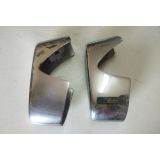 Ford Taunus 17M P5 / Ford Taunus 20M P5 - Jogo (2) Escudetes de para-choques tras