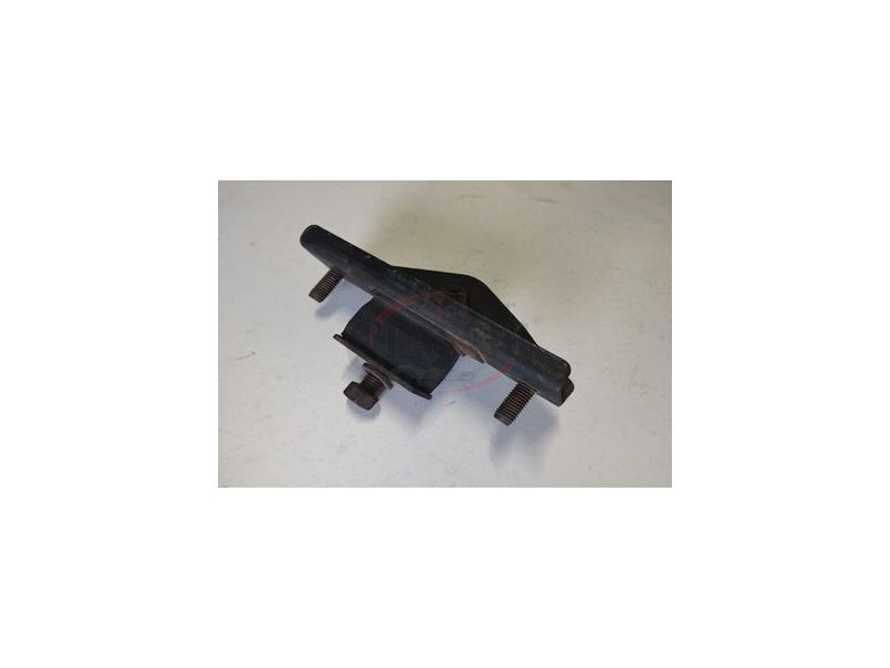 Peugeot 204 / Peugeot 304 - Suporte do apoio motor direito