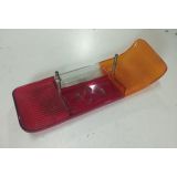 Mercedes-Benz W114 /8 - Vidro farolim traseiro direito (ARIC)