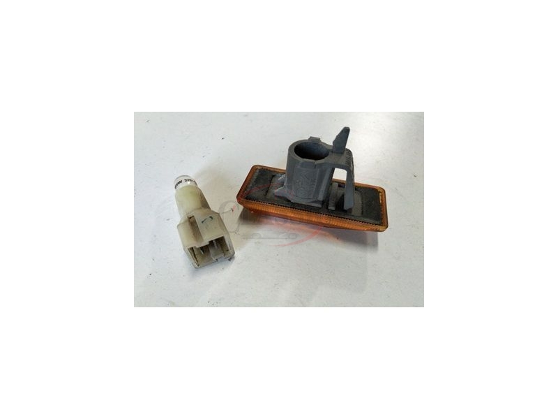 Citroen ZX / Peugeot 106 i - Farolim lateral (Fase I) (AXO)
