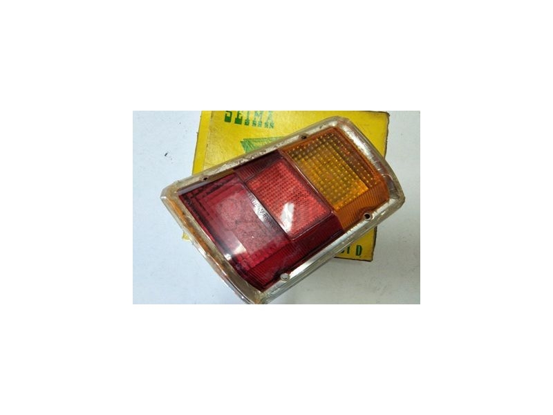 Citroen Ami 8 - Vidro farolim tras direito (SEIMA)
