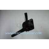 Nissan 100A - Manipulo com mecanismo de regulação e abertura banco frente esquerdo