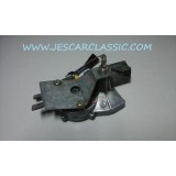 Opel Corsa A - Motor de limpa-vidros traseiro (SWMP)