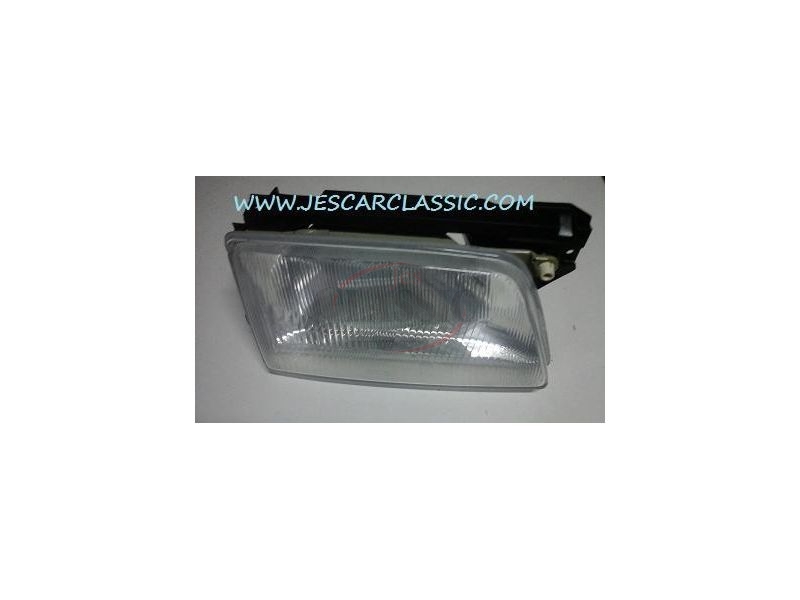 Opel Kadett E - Farol principal direito H4 (ARTEB)