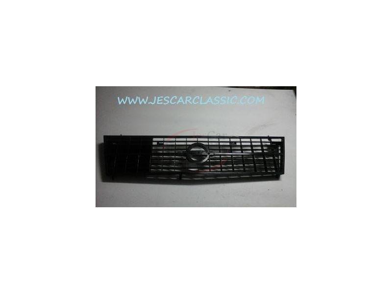 Opel Kadett D - Grelha principal