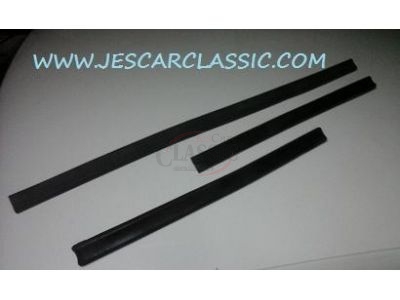 Renault 20 / Renault 30 - Jogo de 3 frisos embelezadores de para-choques frente