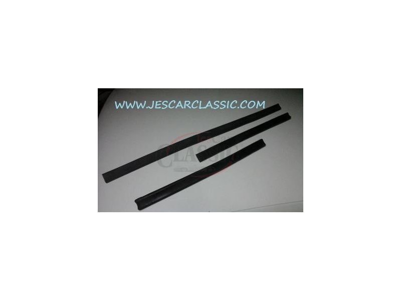 Renault 20 / Renault 30 - Jogo de 3 frisos embelezadores de para-choques frente