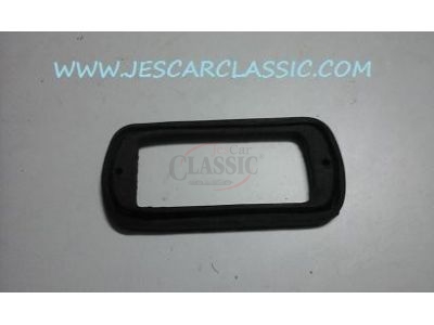 Nissan 120Y B210 - Borracha do farolim lateral