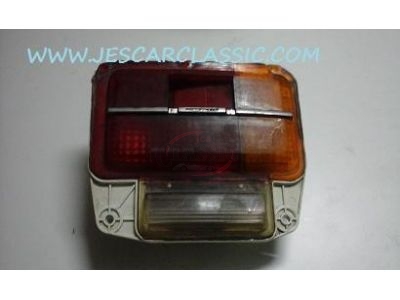 Toyota Corolla II KE20 - Farolim traseiro direito (KOITO)