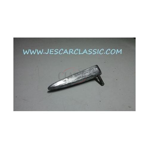 Fiat 600 - Dobradiça da tampa motor direita