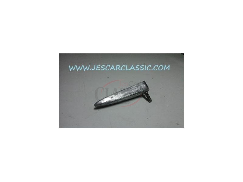 Fiat 600 - Dobradiça da tampa motor direita