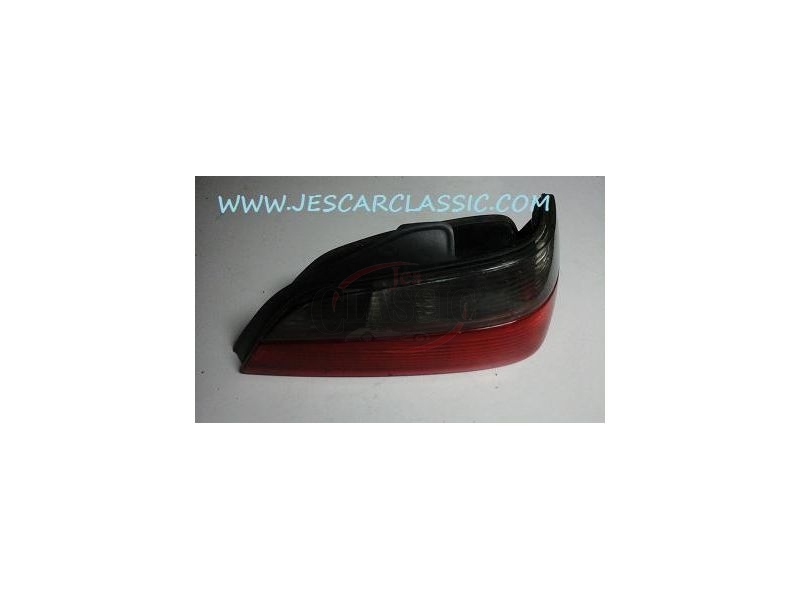 Peugeot 406 - Farolim traseiro direito (VALEO)
