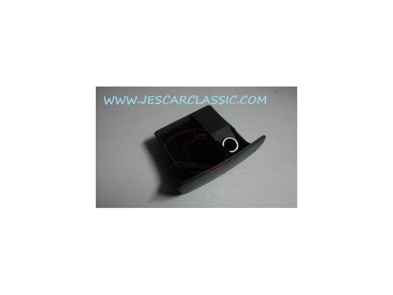 Ford Courier MKIV / Ford Fiesta MKIV - Cinzeiro