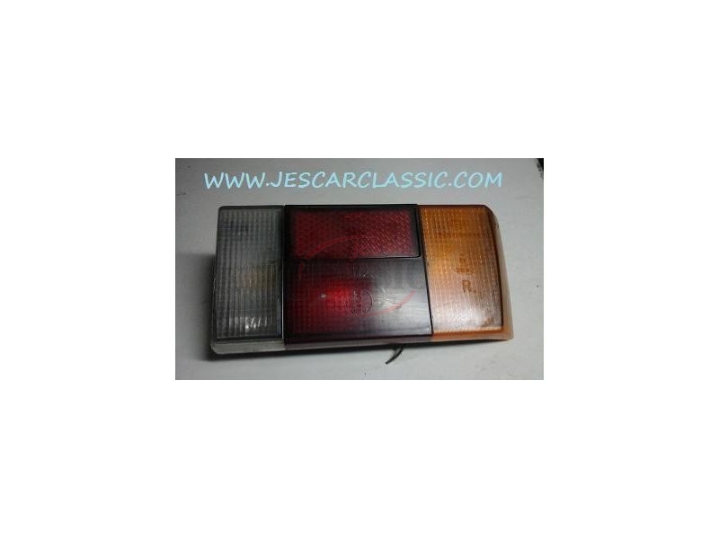 VW Golf I / VW Golf I Cabriolet - Farolim traseiro direito (HELLA)