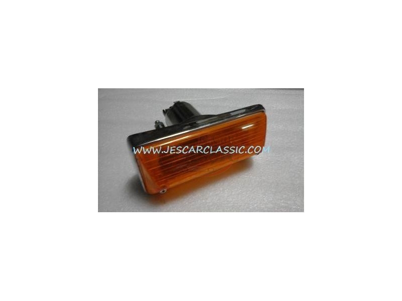 Fiat 124 - Farolim frente direito