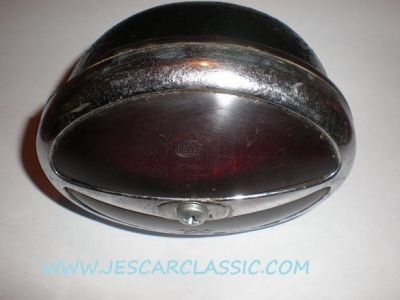 Unimog / Multimarcas - Farolim traseiro (HELLA)